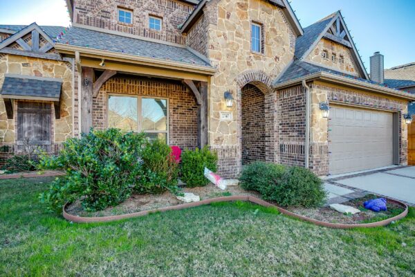 An image that shows 2747 Elmwood Drive (14 Of 25)
