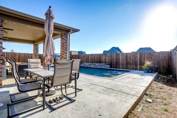An image that shows 2747 Elmwood Drive (19 Of 25)