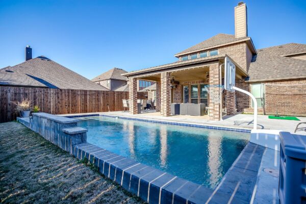 An image that shows 2747 Elmwood Drive (23 Of 25)