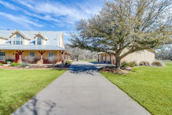 An image that shows 104 Ranchway (16 Of 72)