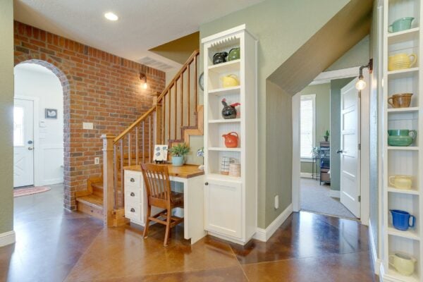 An image that shows 104 Ranchway (32 Of 72)