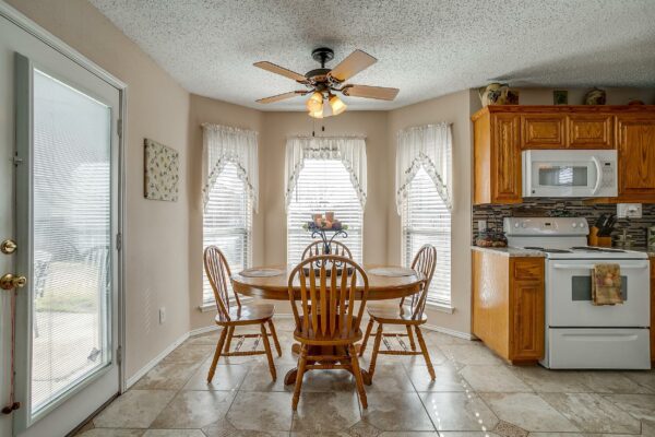 An image that shows 1805 Bertram Dr (19 Of 50)