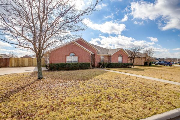 An image that shows 1805 Bertram Dr (2 Of 50)
