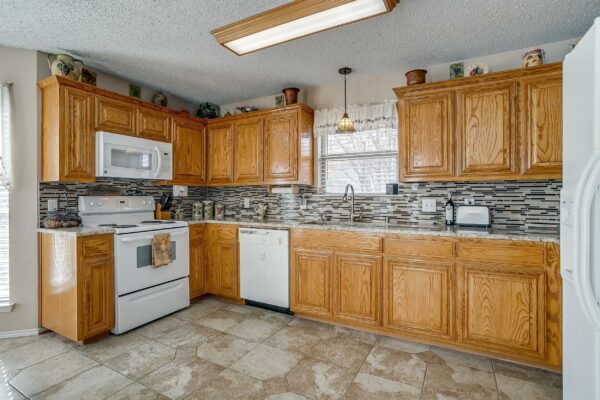 An image that shows 1805 Bertram Dr (26 Of 50)