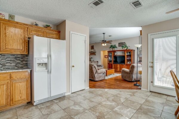 An image that shows 1805 Bertram Dr (28 Of 50)