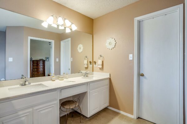 An image that shows 1805 Bertram Dr (33 Of 50)