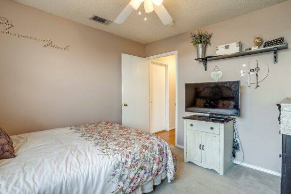 An image that shows 1805 Bertram Dr (40 Of 50)