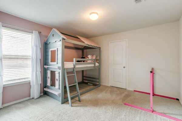 An image that shows 6512 Molly Anita Drive (32 Of 42)