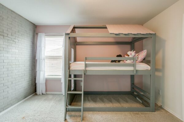 An image that shows 6512 Molly Anita Drive (33 Of 42)