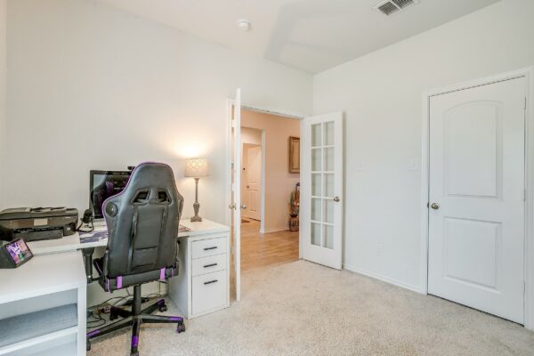 An image that shows 6512 Molly Anita Drive (8 Of 42)