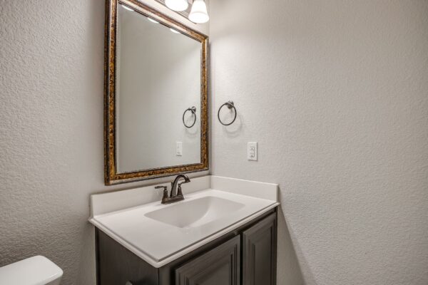 An image that shows 1032 Scarlet Oak Dr (27 Of 48)