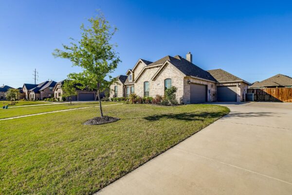 An image that shows 124 Sapphire Lane (3 Of 40)
