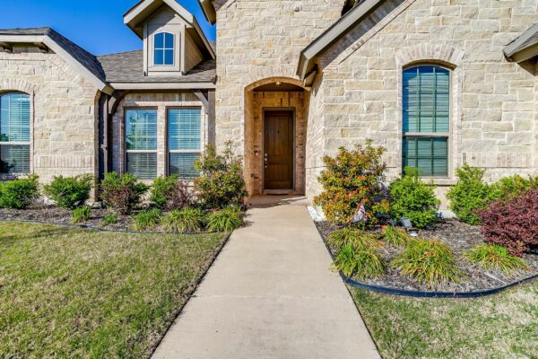 An image that shows 124 Sapphire Lane (4 Of 40)