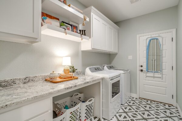 An image that shows 2278 Arbor Spring Ct (37 Of 56)