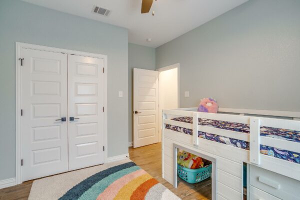 An image that shows 2278 Arbor Spring Ct (39 Of 56)