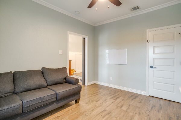An image that shows 2278 Arbor Spring Ct (9 Of 56)