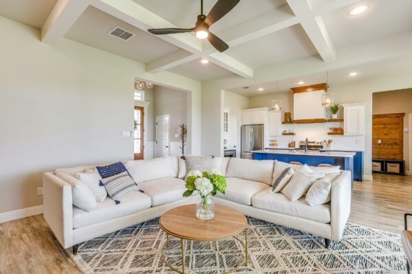 An image that shows 6341 Rhoden Ave (20 Of 75)