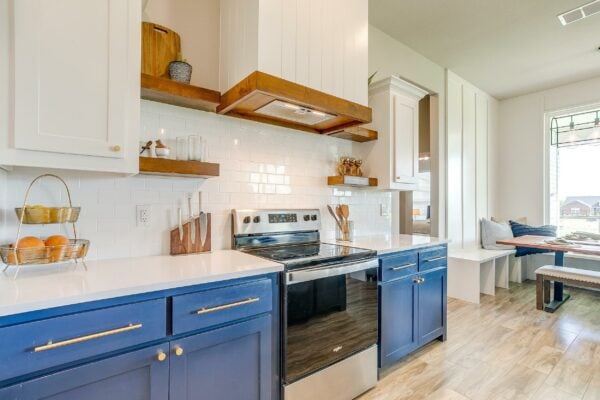An image that shows 6341 Rhoden Ave (27 Of 75)