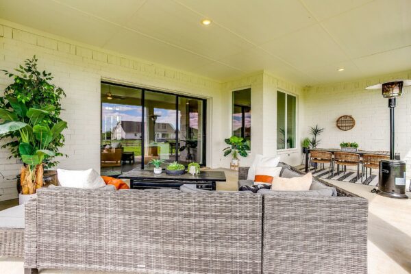 An image that shows 6341 Rhoden Ave (65 Of 75)