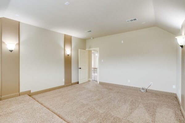 An image that shows 7350 Weatherby Rd. (24 Of 40)