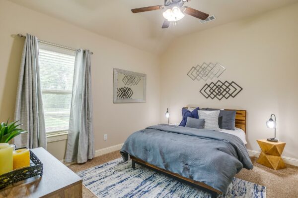 An image that shows 7350 Weatherby Rd. (25 Of 40)