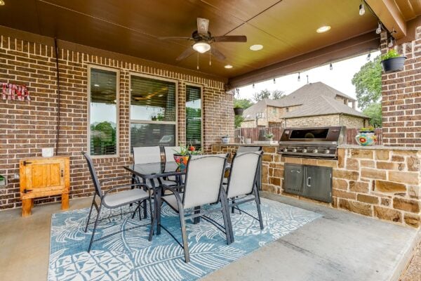 An image that shows 7350 Weatherby Rd. (33 Of 40)