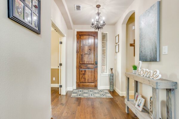 An image that shows 7350 Weatherby Rd. (5 Of 40)