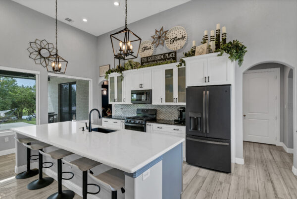 An image that shows 23 Modlux.media.10027 Wild Rose Cir Dsc00745