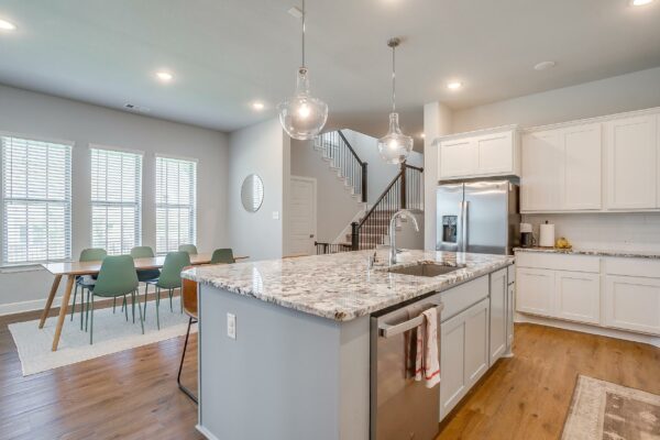 An image that shows 14425 Balmoral Place (15 Of 45)