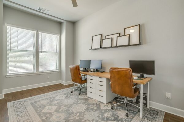 An image that shows 14425 Balmoral Place (8 Of 45)