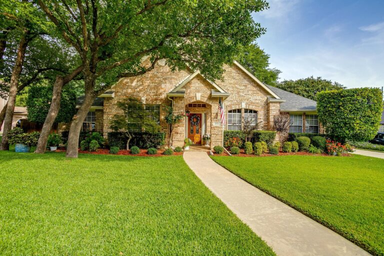 An image that shows 1004 Wildlife Lane (2 Of 46)