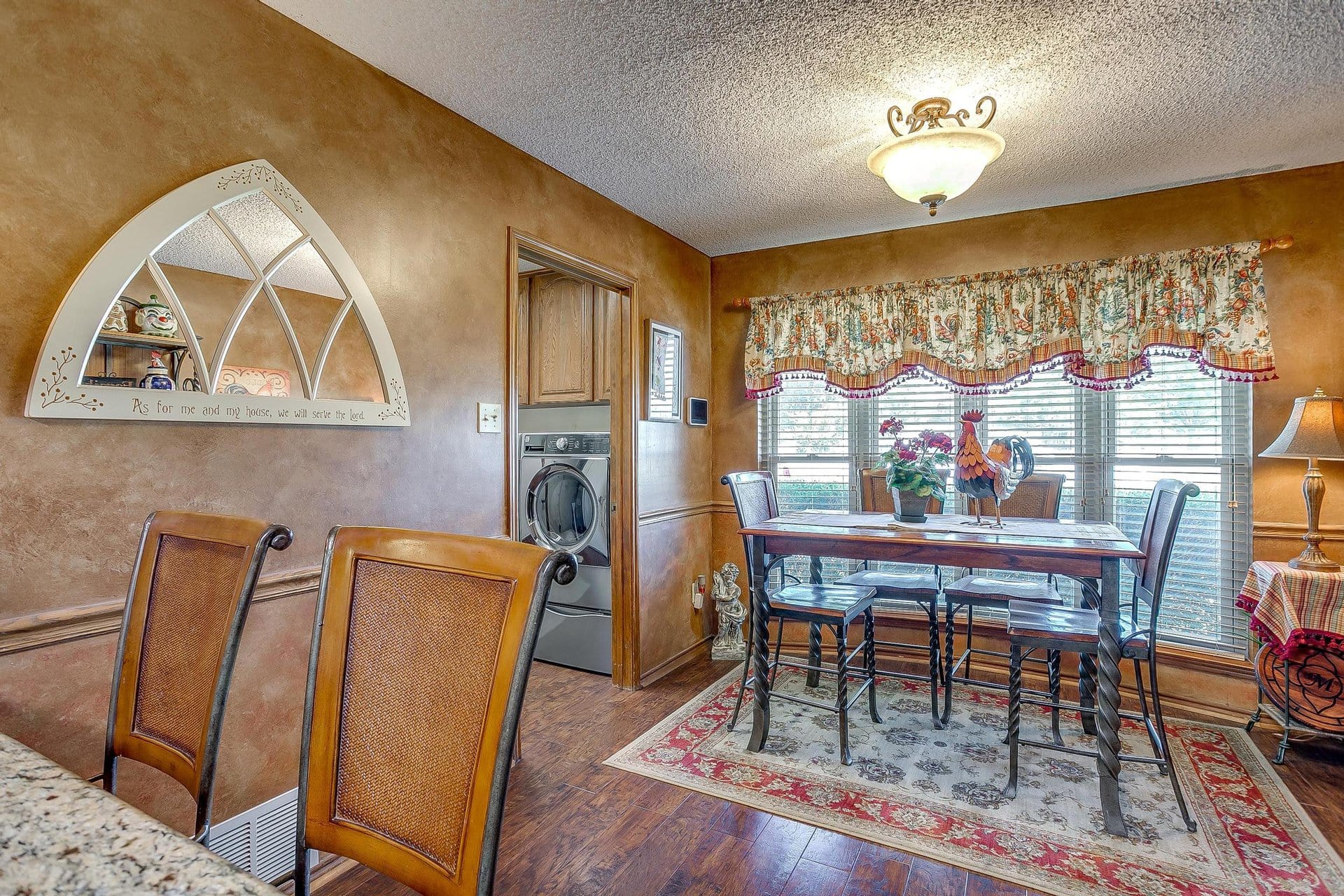 An image that shows 717 J Marie Ct (17 Of 46)