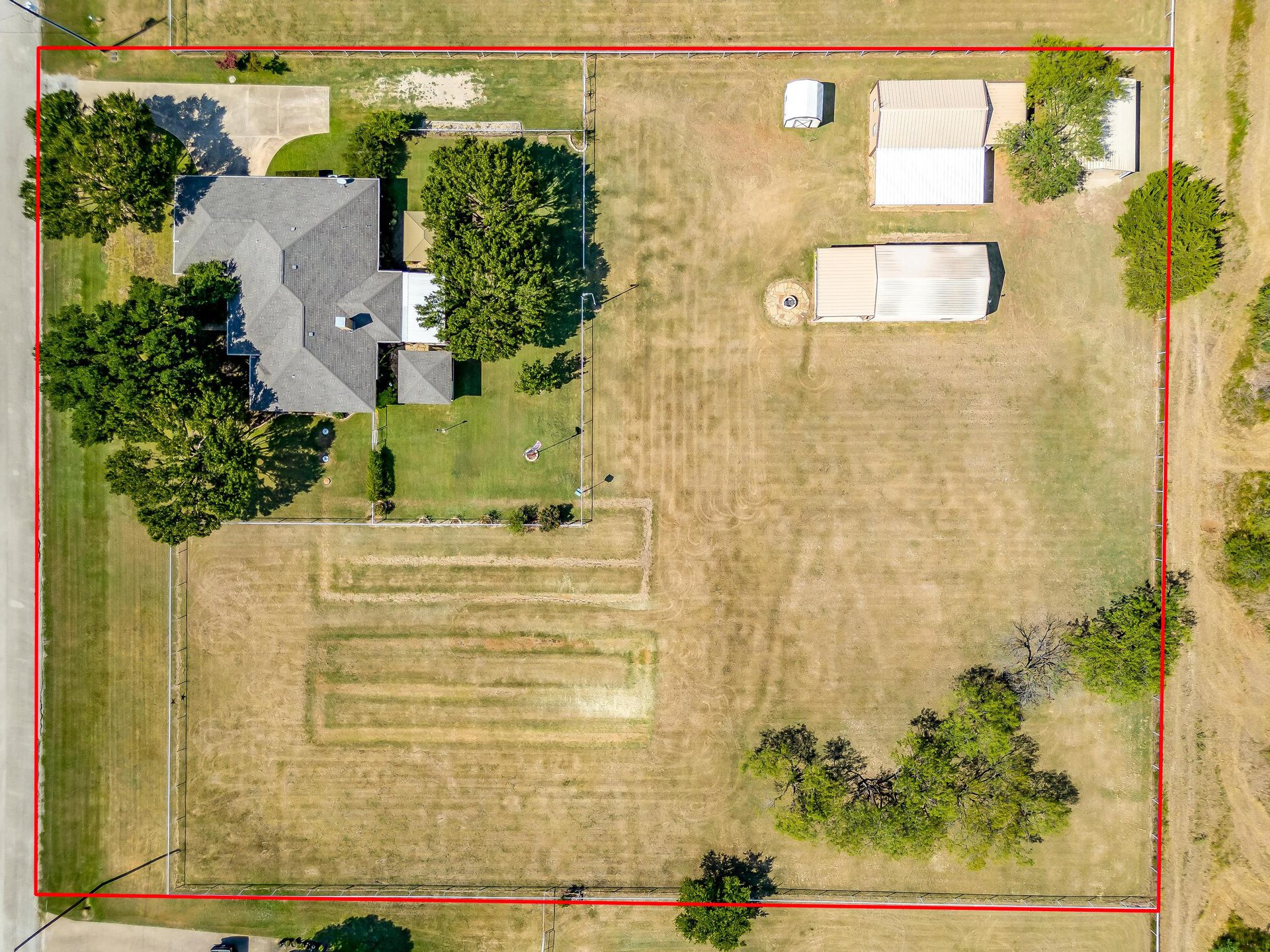 An image that shows 717 J Marie Ct (2 Of 12)