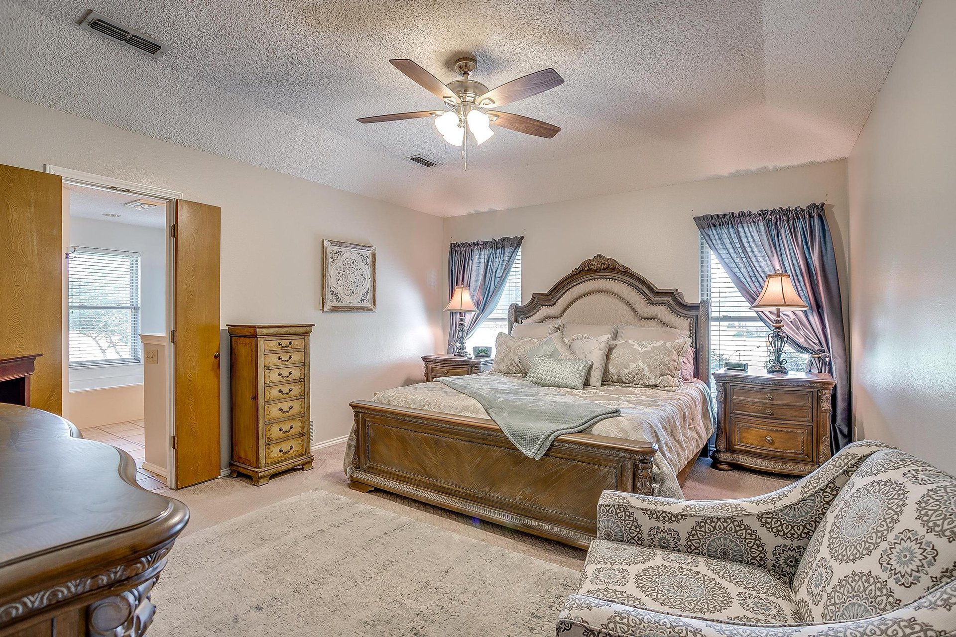 An image that shows 717 J Marie Ct (21 Of 46)