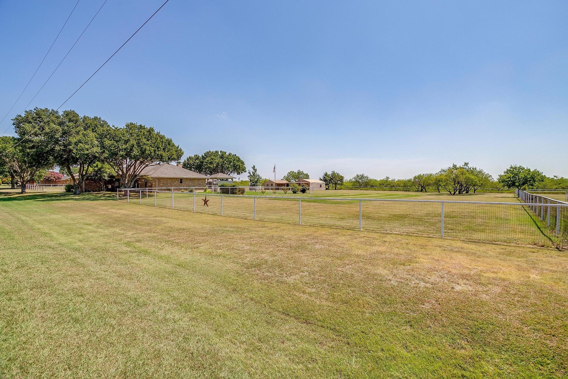 An image that shows 717 J Marie Ct (46 Of 46)