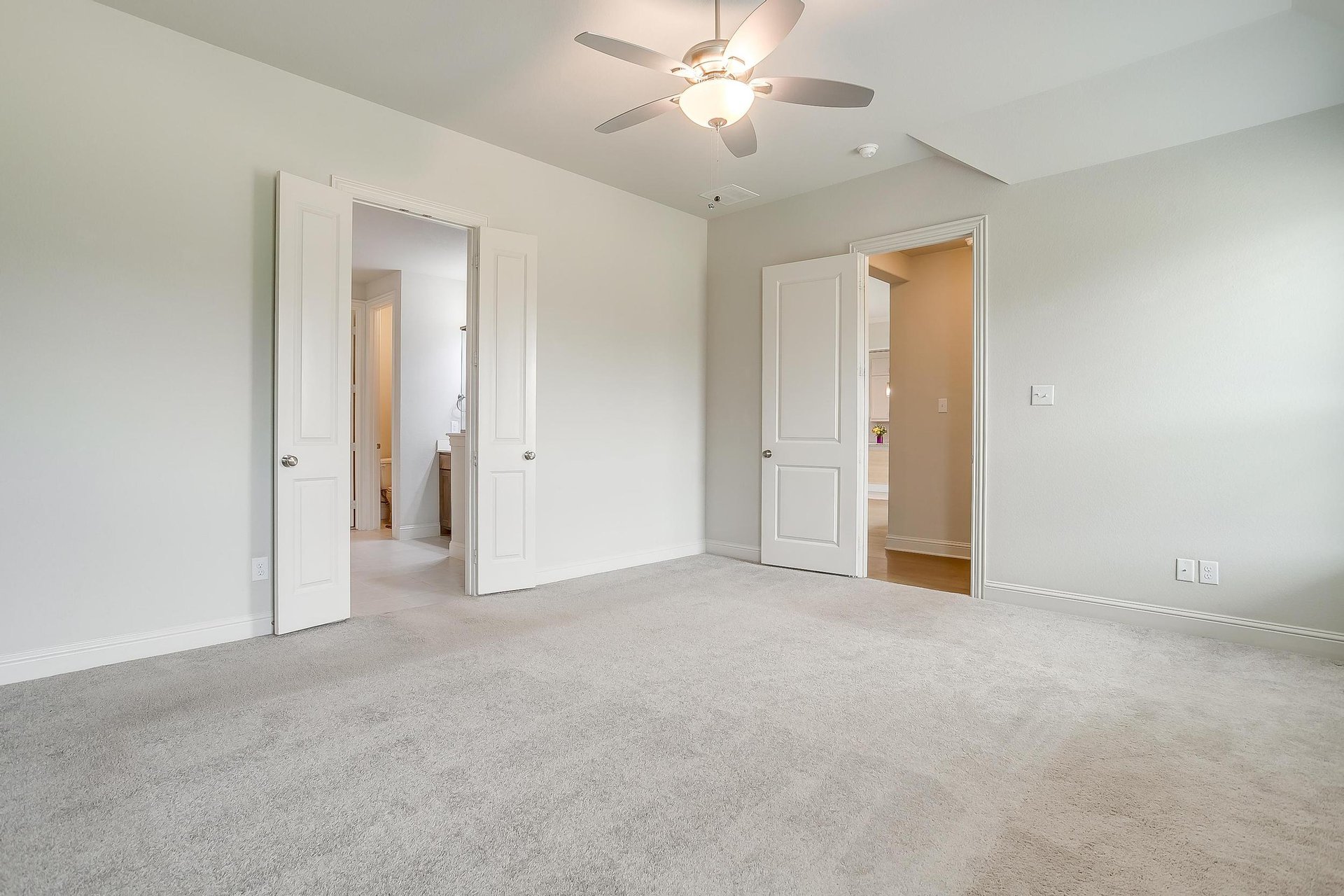 An image that shows 124 Sapphire Lane (16 Of 38)