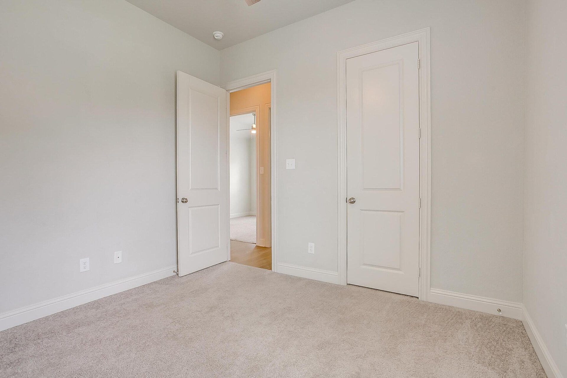 An image that shows 124 Sapphire Lane (4 Of 38)