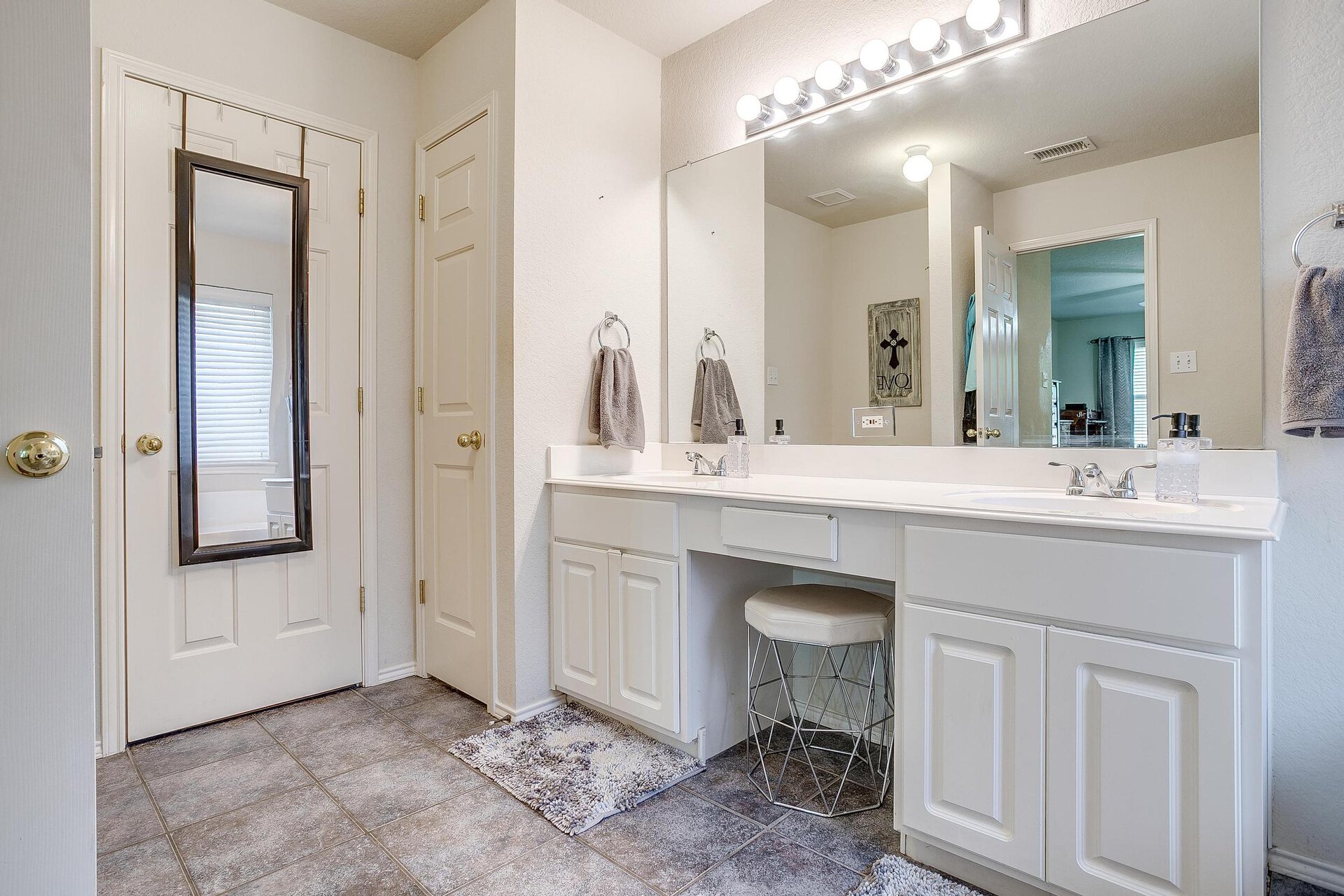 An image that shows 1016 Heberle Drive (26 Of 41)