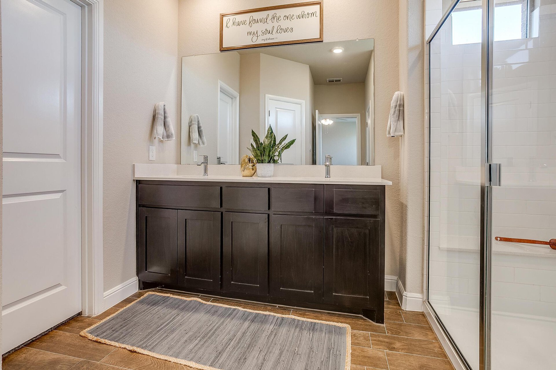 An image that shows 1406 Pleasanton Rd. (30 Of 50)