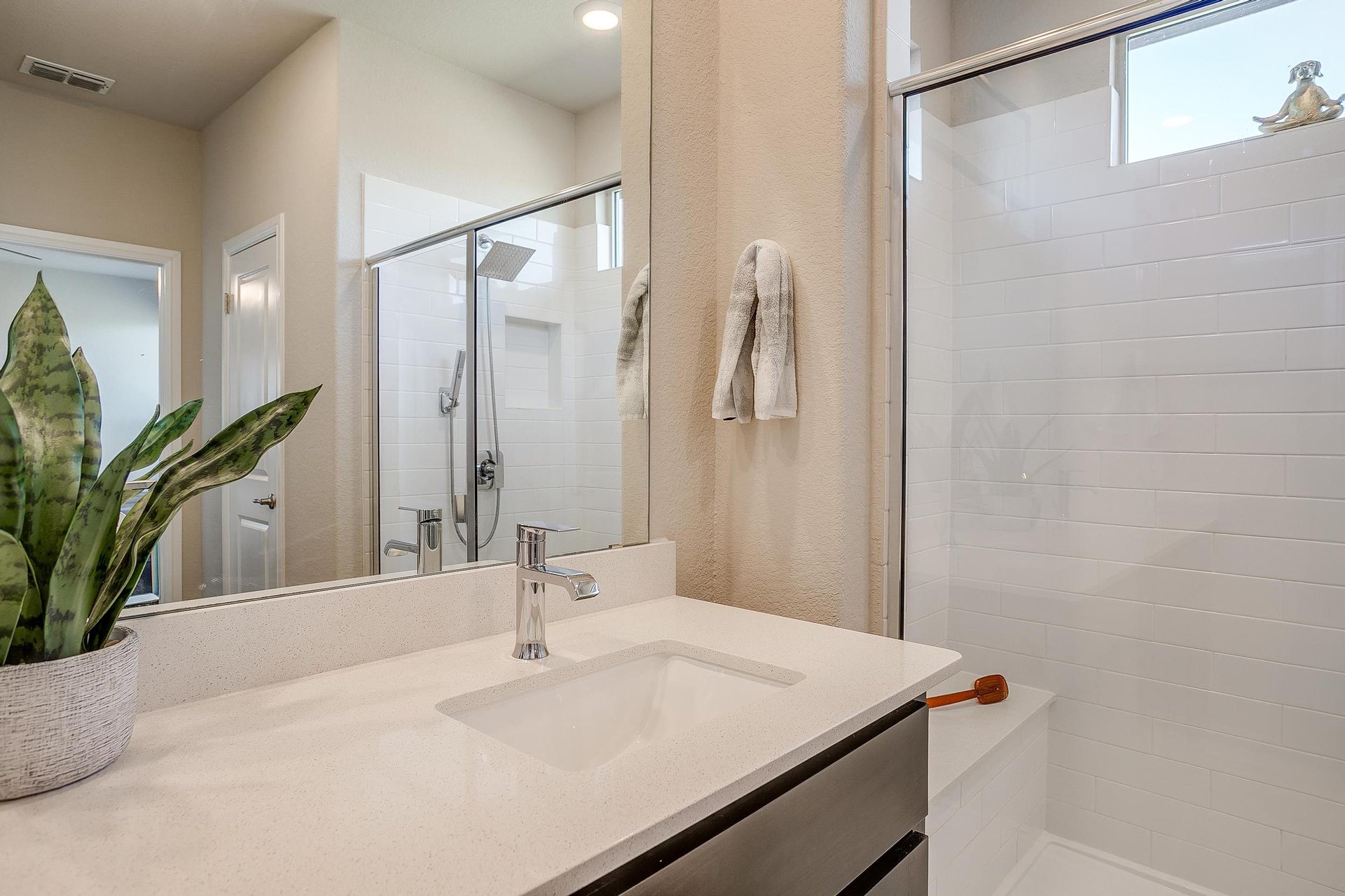 An image that shows 1406 Pleasanton Rd. (32 Of 50)