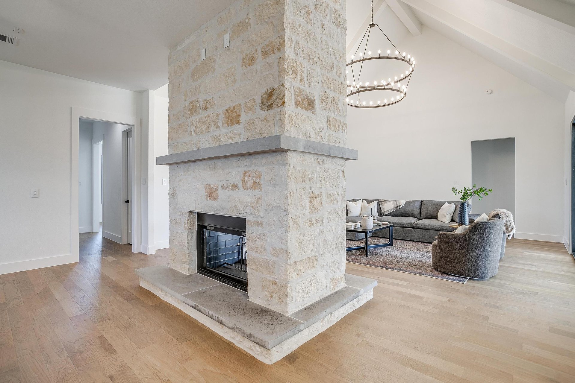 An image that shows 2200 Cotton Tail Way (42 Of 102)