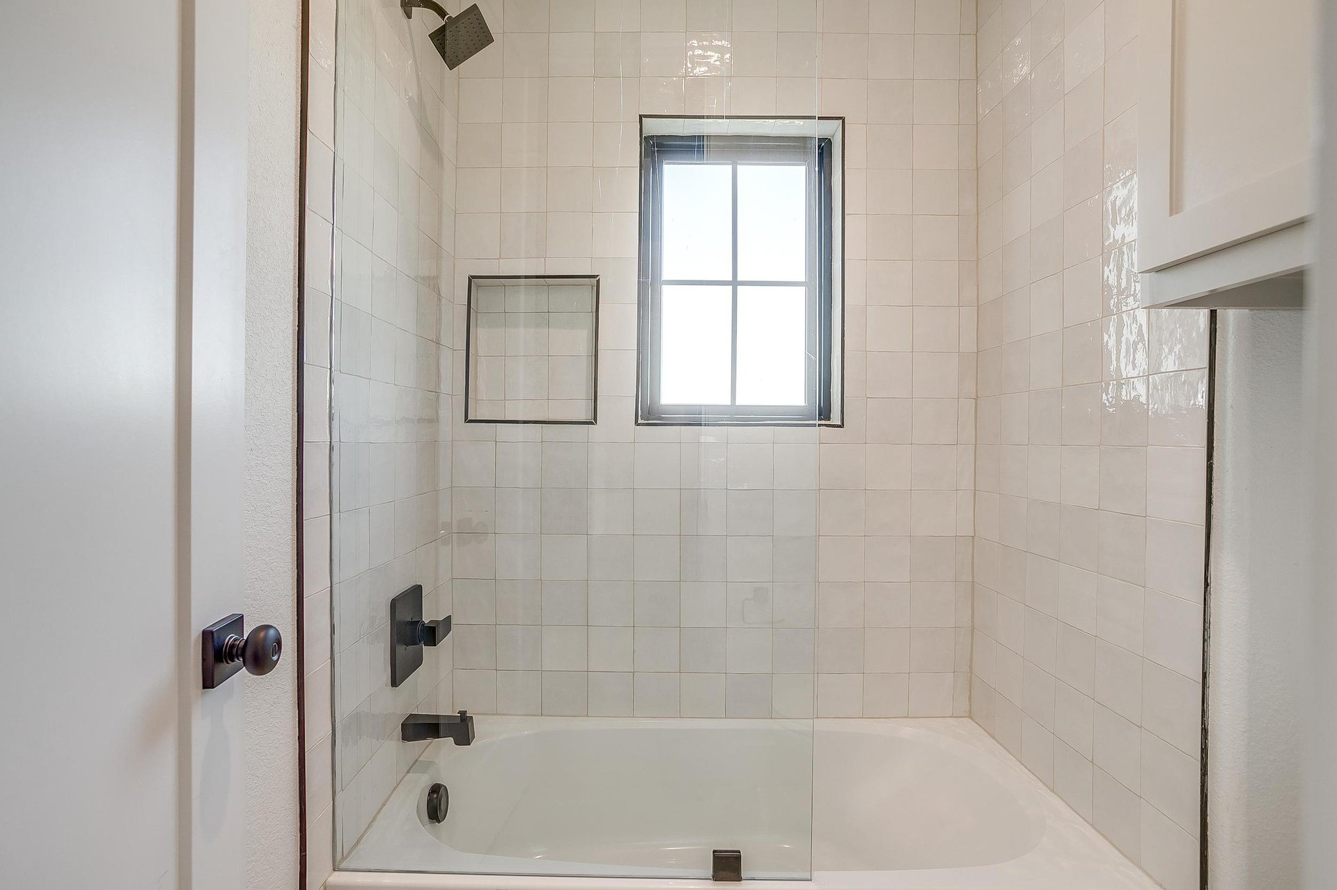 An image that shows 2200 Cotton Tail Way (74 Of 102)