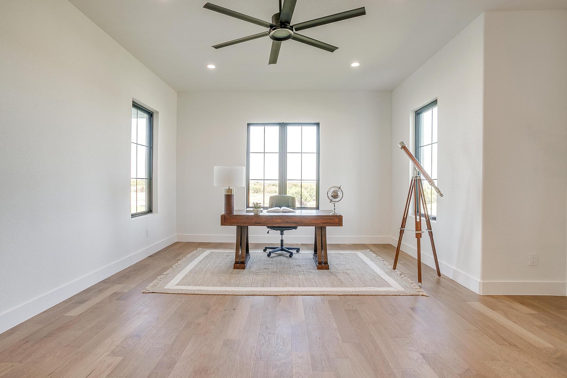 An image that shows 2200 Cotton Tail Way (81 Of 102)