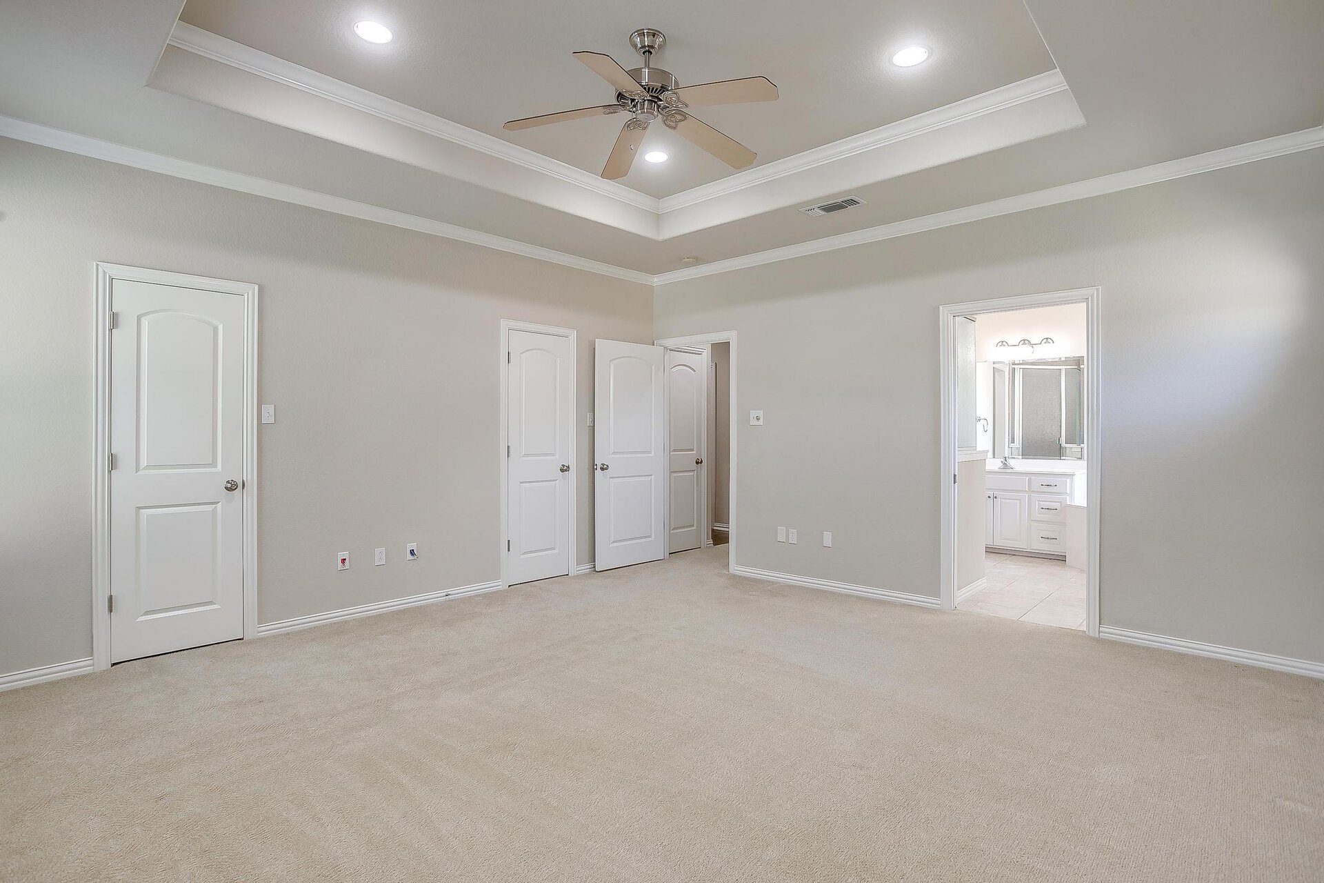 An image that shows 3604 Cliffwood Drive (27 Of 59)