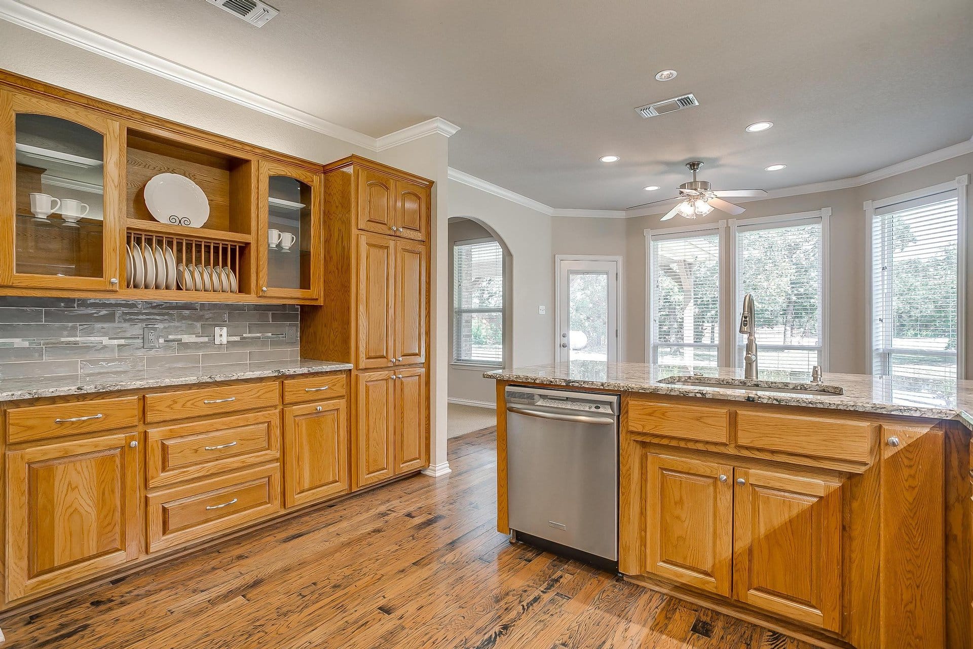 An image that shows 3604 Cliffwood Drive (51 Of 59)