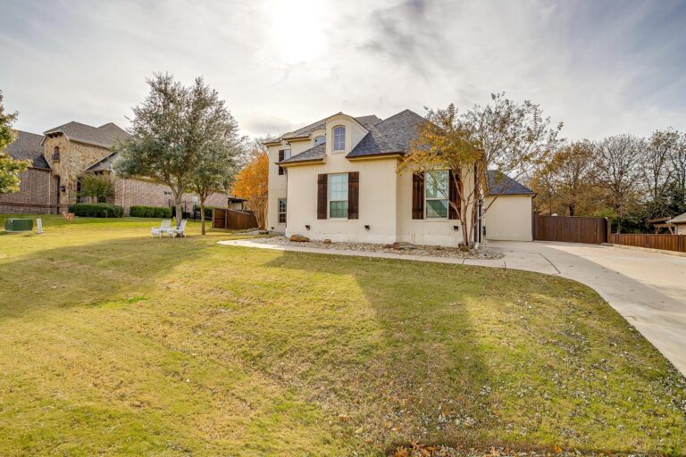 An image that shows 705 Falls Creek Ct (14 Of 99)