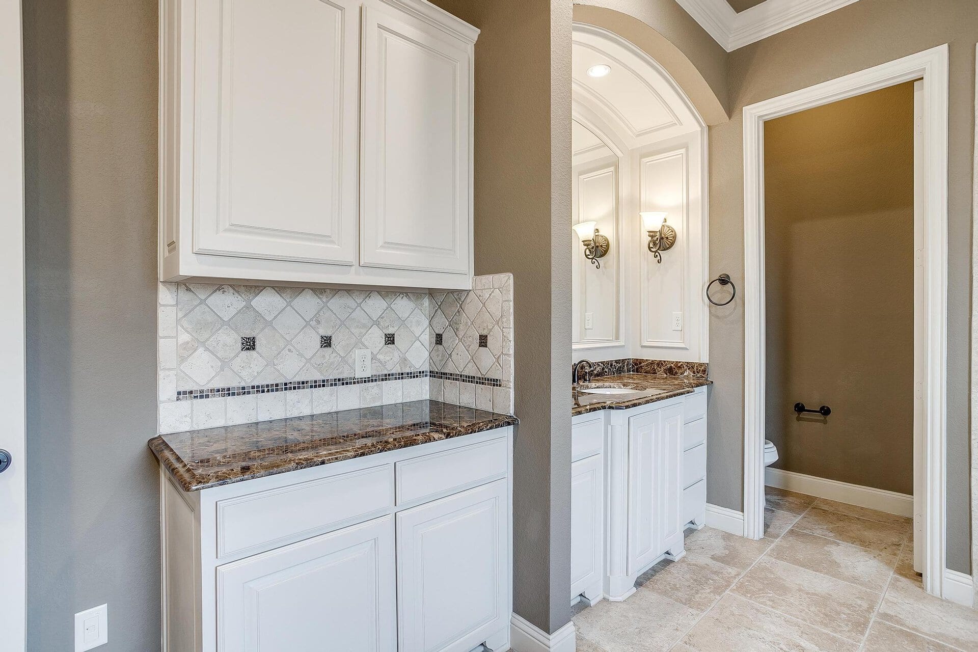 An image that shows 705 Falls Creek Ct (52 Of 99)