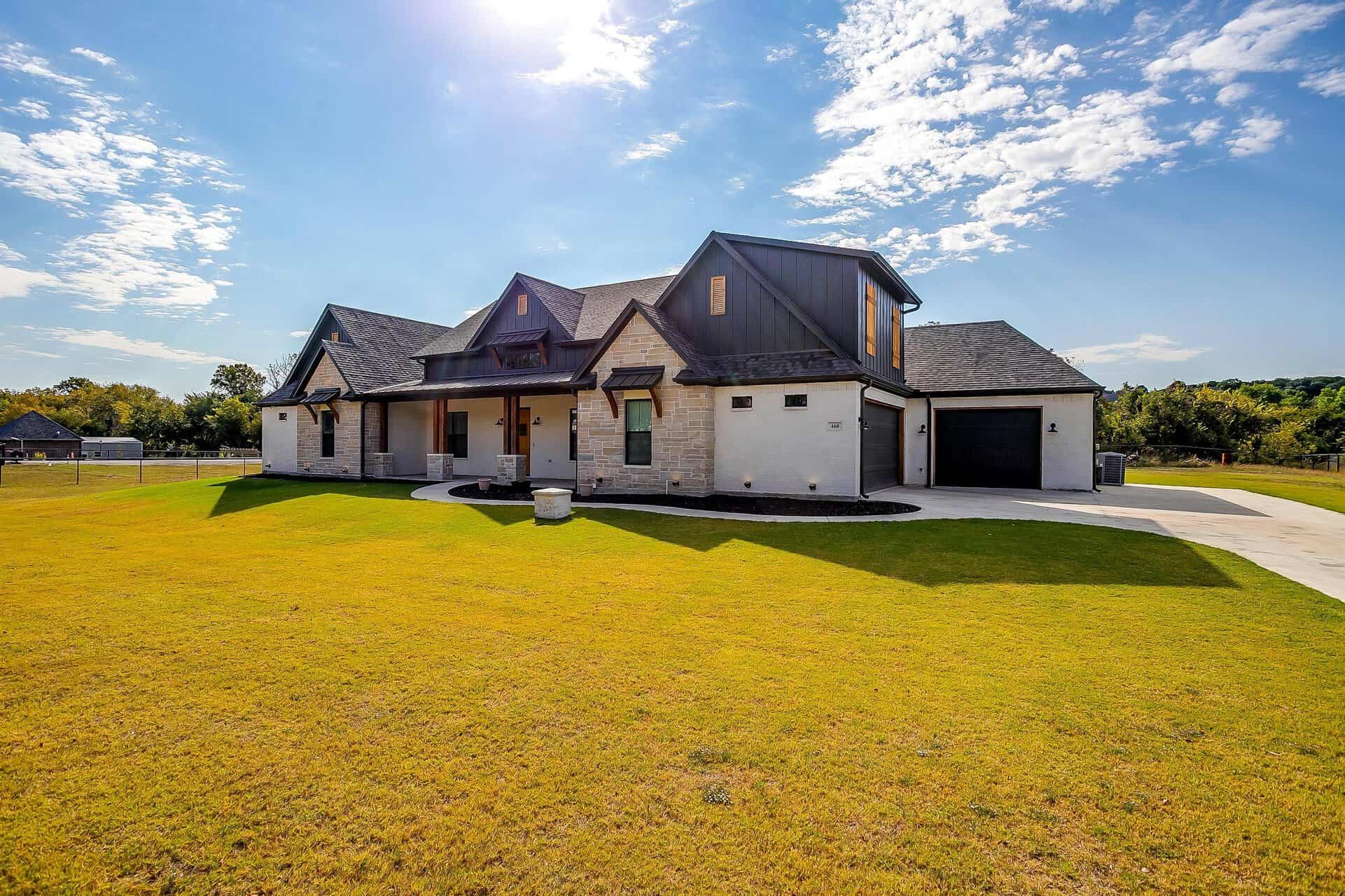 An image that shows 460 Younger Ranch Rd. (12 Of 64)