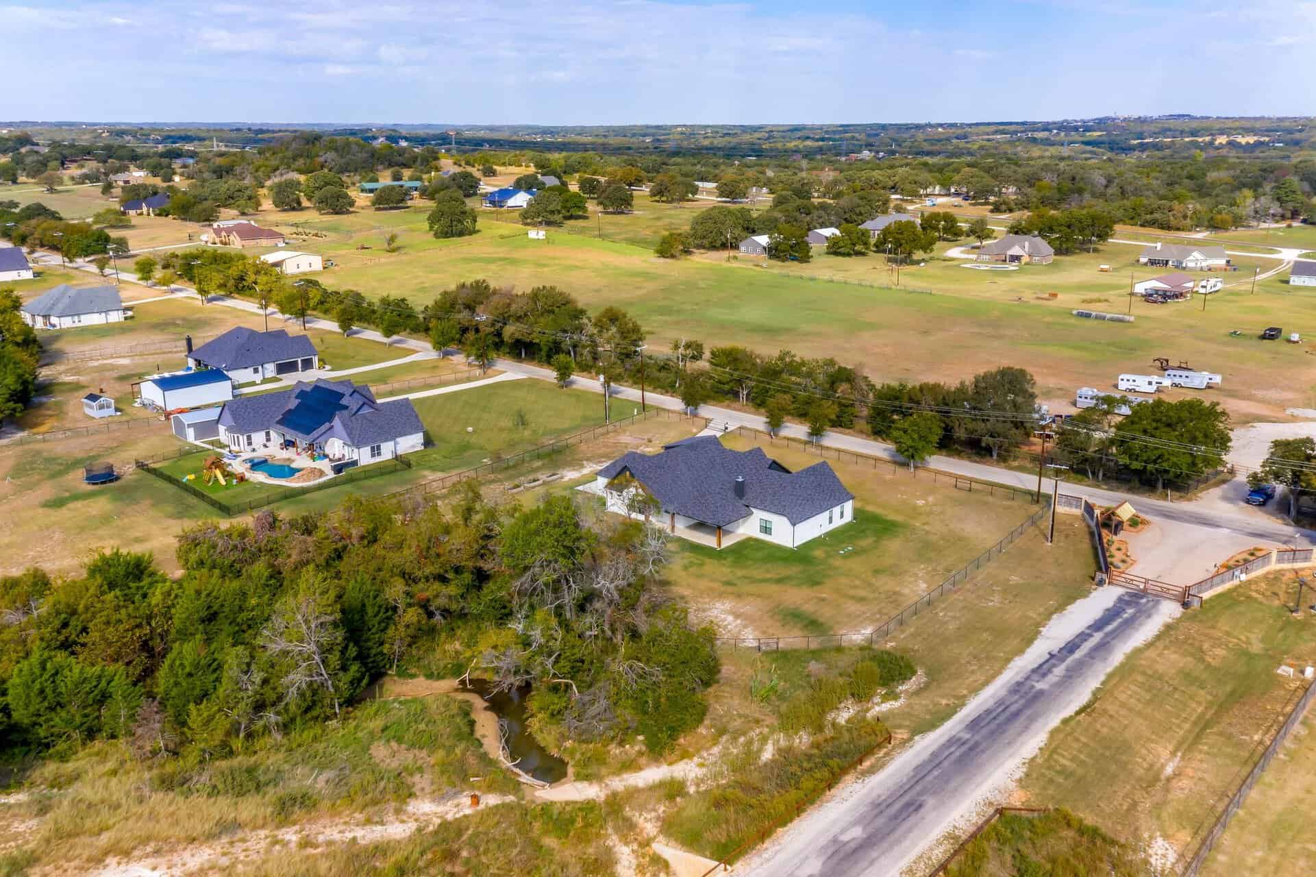An image that shows 460 Younger Ranch Rd. (8 Of 64)