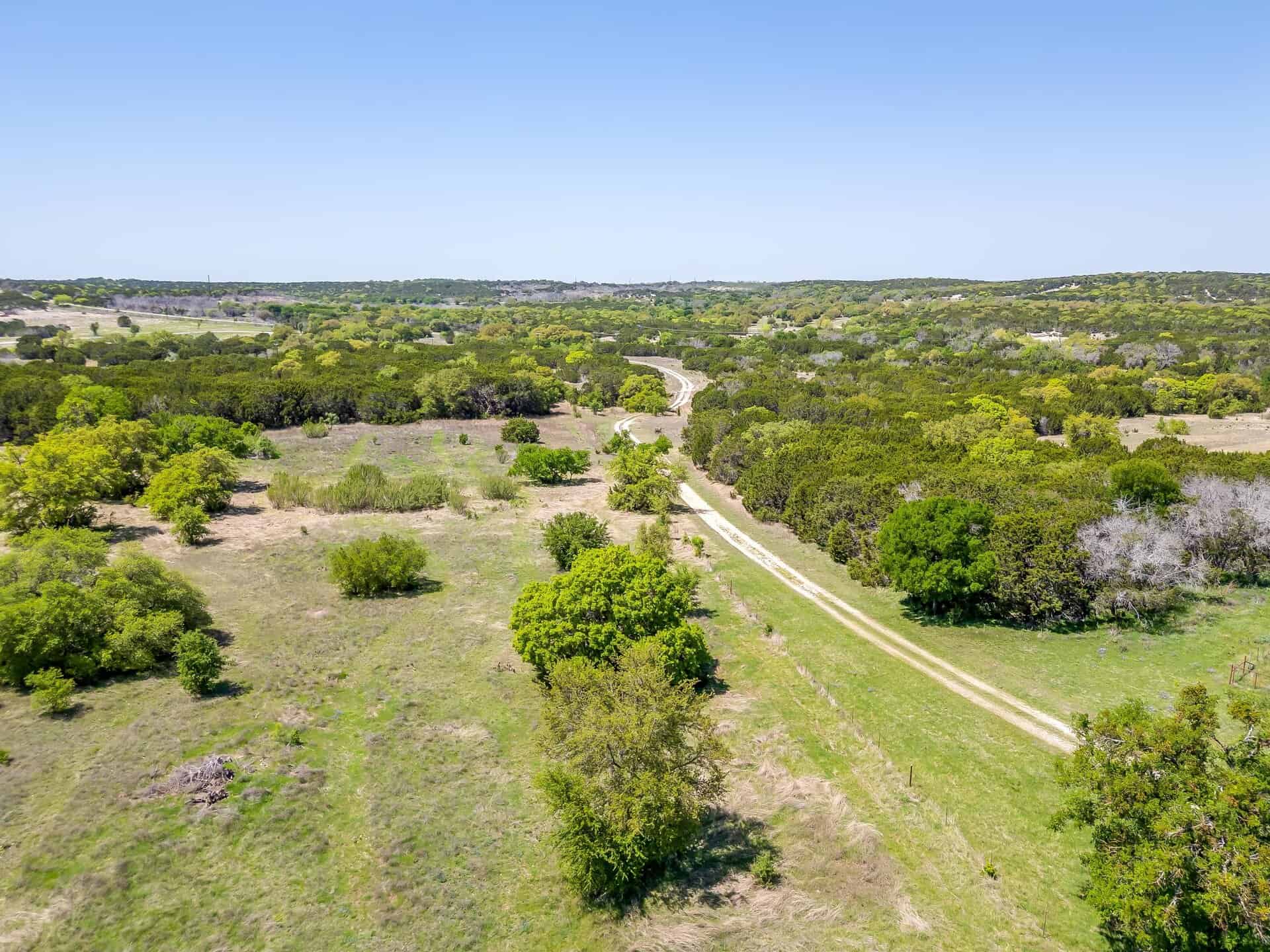 An image that shows 131 Private Rd 2549b (14 Of 79)